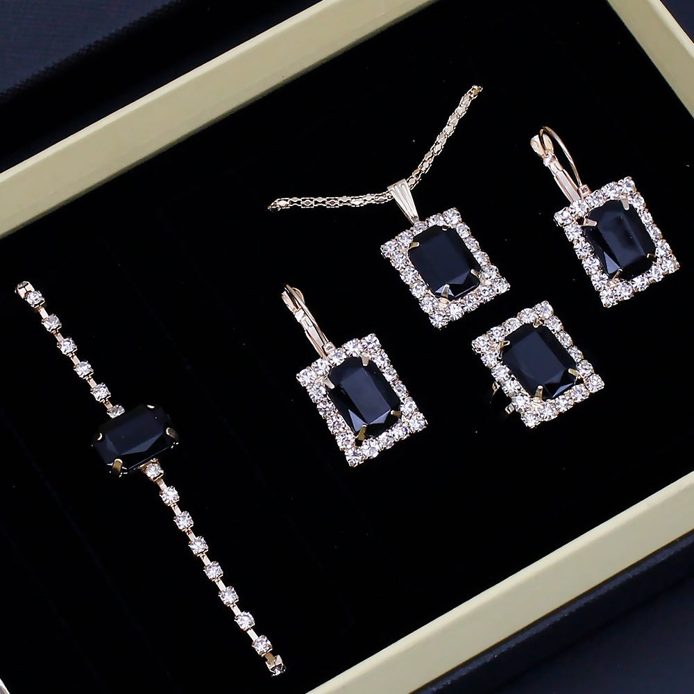 Roman Pattern Diamond-Embedded Women's Watch Jewelry Gift Set Bracelet Watch Women's Light Luxury Full Diamond Beautiful